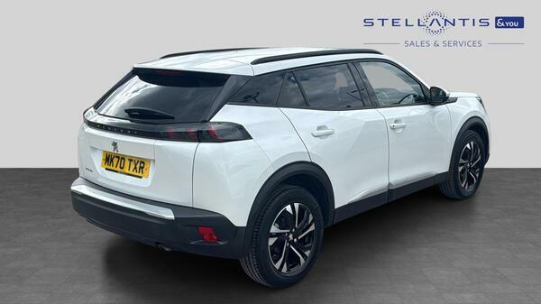 Peugeot 2008 1.2 Puretech Allure Premium Suv MK70TXR White #3
