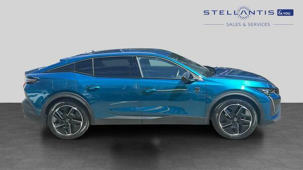 Peugeot 408 1.6 12.4Kwh Gt Fastback Plug-in Hybrid #2