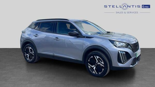 Peugeot e-2008 50Kwh Allure Suv 7Kw Charger
