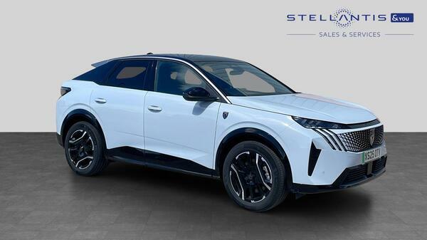 Peugeot 3008 73Kwh Gt Suv 210 Ps 