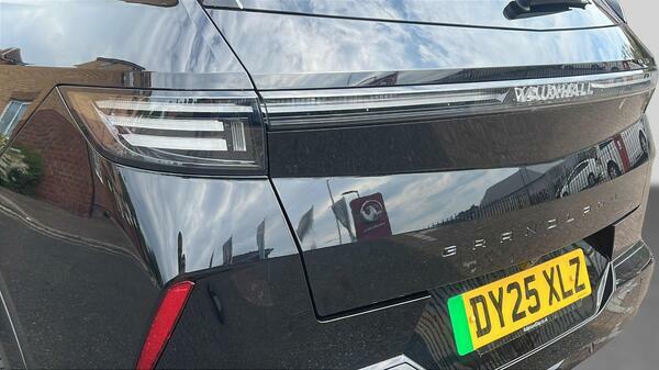 Vauxhall Grandland 73Kwh Ultimate Suv 213 Ps DY25XLZ  #5