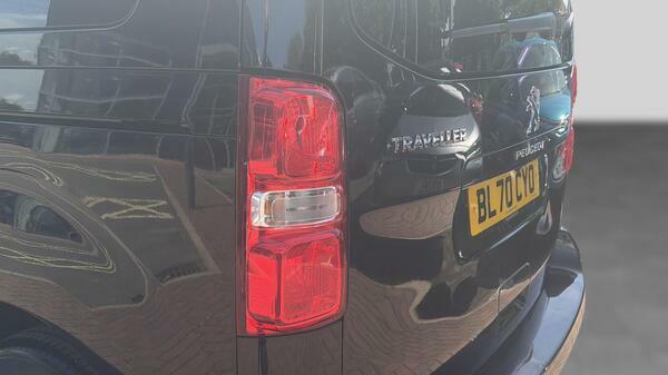 Peugeot Traveller 2.0 Bluehdi Allure Standard Mpv Eat8 Mw  #4