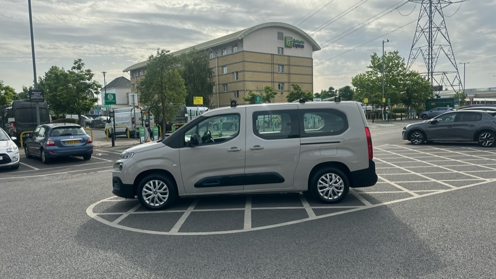 Citroen e-Berlingo 50Kwh Feel XL Mpv 7.4Kw Charger EX72VEA  #6