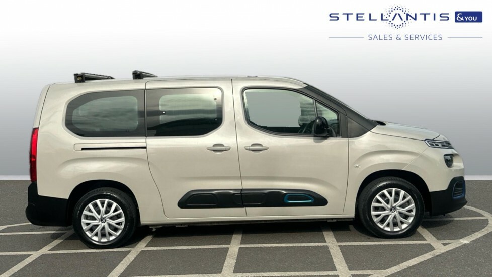 Citroen e-Berlingo 50Kwh Feel XL Mpv 7.4Kw Charger EX72VEA  #2