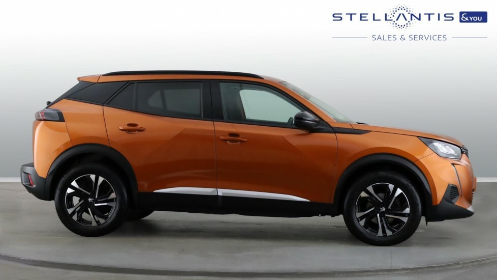 Peugeot 2008 1.2 Puretech Allure Premium Suv BP22VZE #4