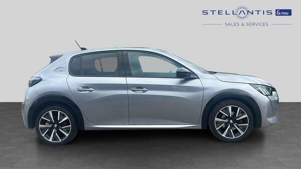 Peugeot 208 1.2 Puretech Gt Hatchback Euro 6 ML22SBV  #2