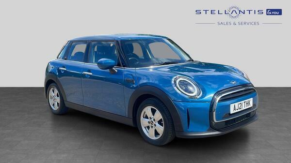 Mini Hatch 1.5 Cooper Classic Hatchback Steptronic 