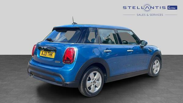 Mini Hatch 1.5 Cooper Classic Hatchback Steptronic AJ21THK #3