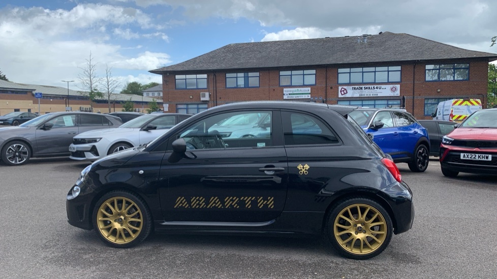 Abarth 695 1.4 T-jet 75Th Anniversario Hatchback M #6