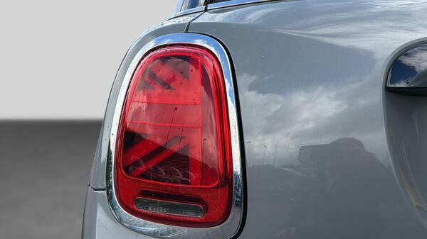 Mini Hatch 1.5 Cooper Exclusive Hatchback Steptron WN22PRV #5