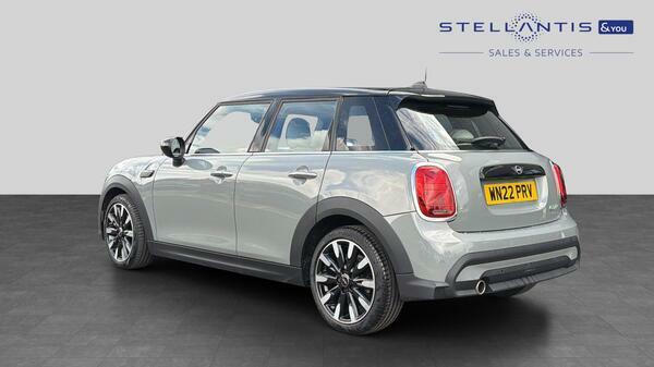 Mini Hatch 1.5 Cooper Exclusive Hatchback Steptron WN22PRV #6