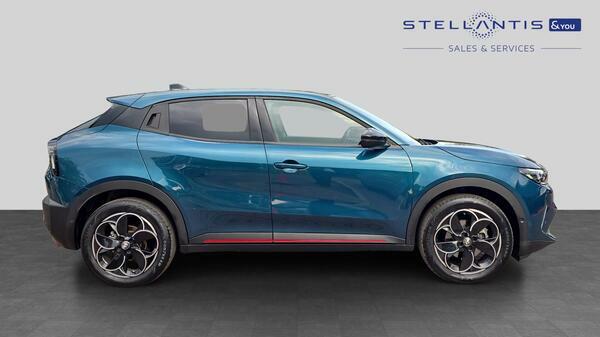 Alfa Romeo Junior 54Kwh Elettrica Speciale Suv 15 LJ74HTZ  #2