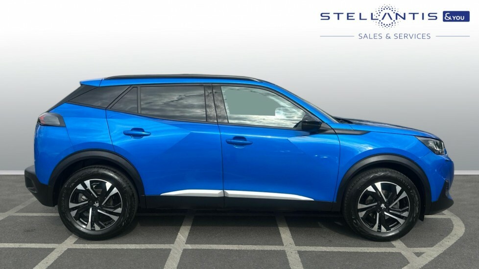 Peugeot 2008 1.2 Puretech Allure Premium Suv EK22YRM #2