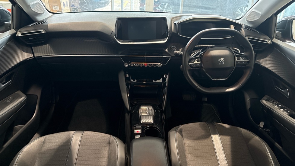 Peugeot 208 1.2 Puretech Allure Premium Hatchback E LM22YXB Red #4