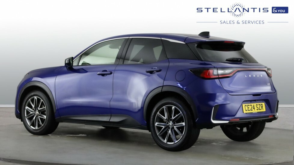 Lexus LBX 1.5 Vvt-ie Premium Plus Suv Hybrid E-cv CE24SZR #3