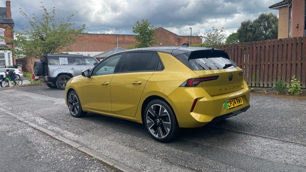 Vauxhall Astra 54Kwh Ultimate Hatchback 156 Ps CP24RWV #5