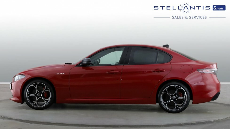 Alfa Romeo Giulia 2.0 Turbo Intensa Black #14