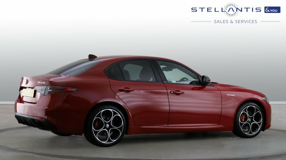Alfa Romeo Giulia 2.0 Turbo Intensa Black #12