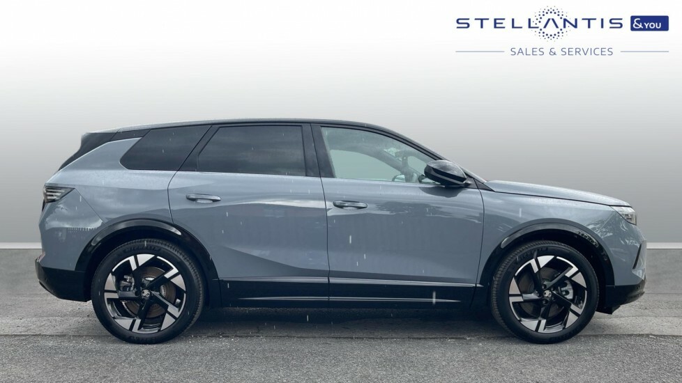 Vauxhall Grandland 73Kwh Ultimate Suv 213 Ps EA25UCL  #2