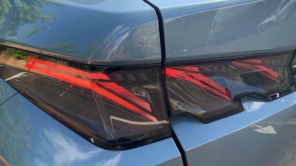 Peugeot 3008 73Kwh Gt Suv 210 Ps KS25EAM  #5