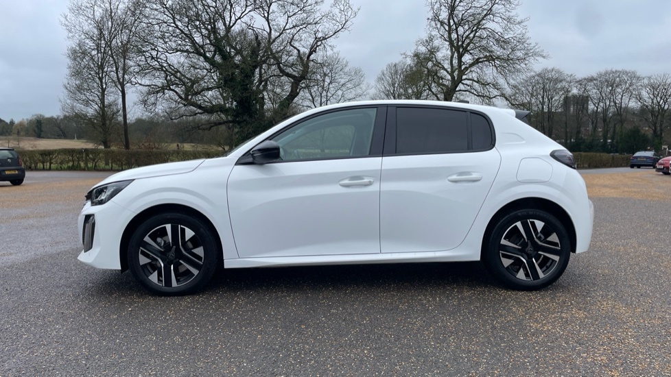 Peugeot 208 1.2 Puretech Allure Hatchback Eu GF25LHT  #6