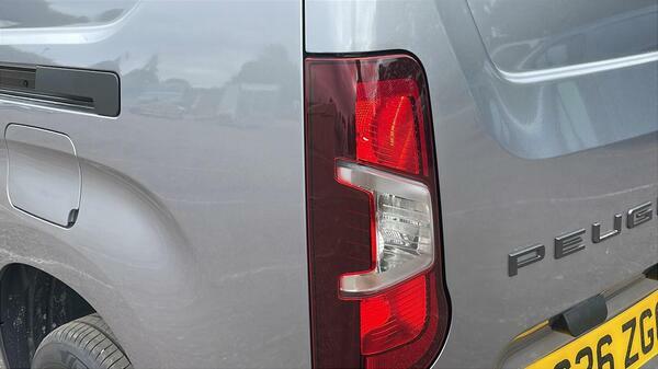 Peugeot Partner 1.5 Bluehdi 850 Professional Long Crew Van Double LS26ZGC  #5