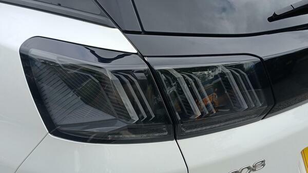 Peugeot 3008 1.5 Bluehdi Allure Premium Suv Eat Euro DG71RKJ White #5