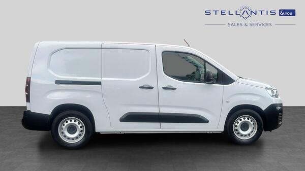 Citroen e-Berlingo 750 50Kwh Enterprise Edition XL Panel Van 6Dr Elec LB25XCC  #2