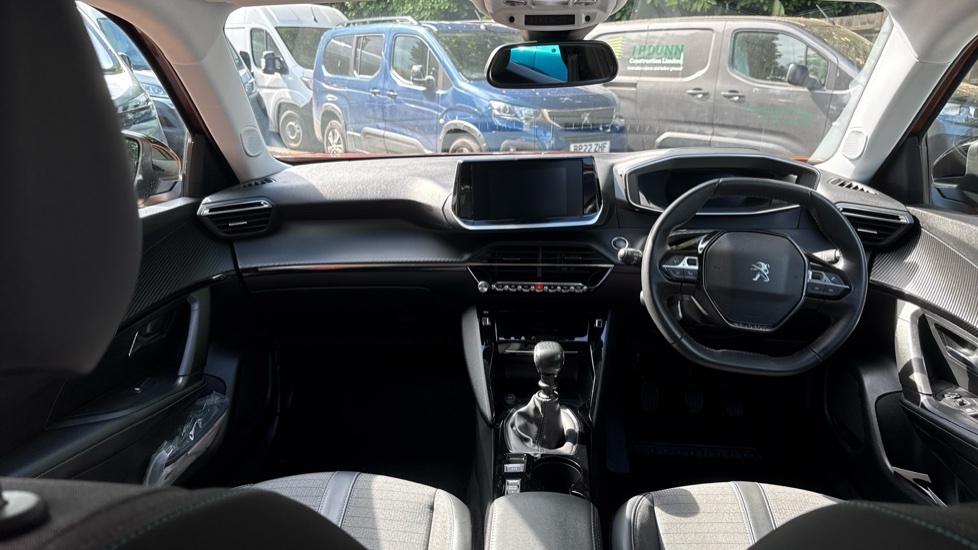 Peugeot 2008 1.2 Puretech Allure Premium Suv DN22HHA  #4