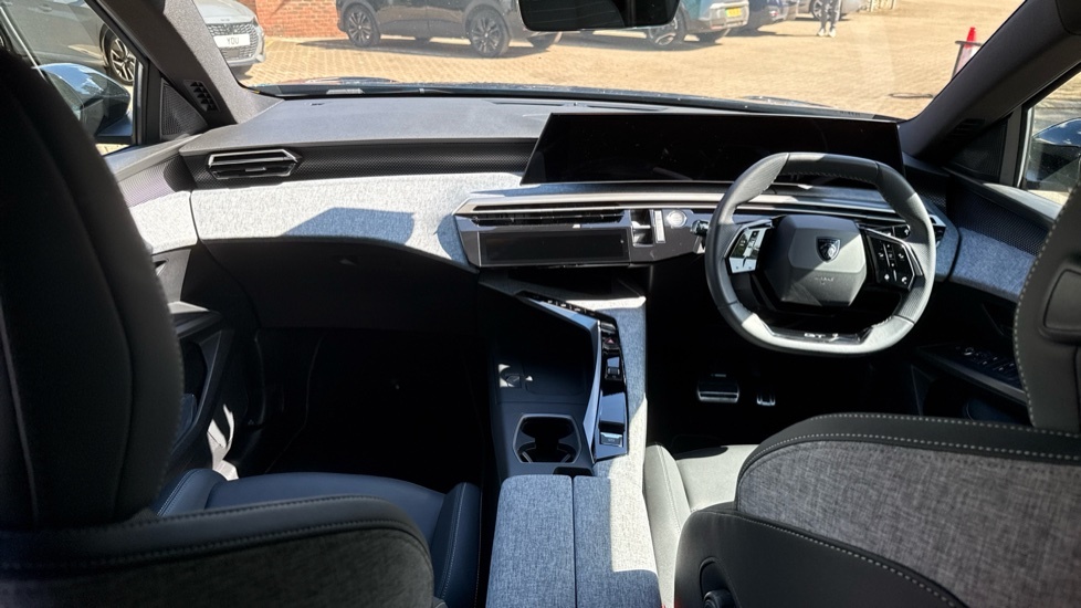 Peugeot 3008 73Kwh Gt Suv 210 Ps KS25OPU  #4