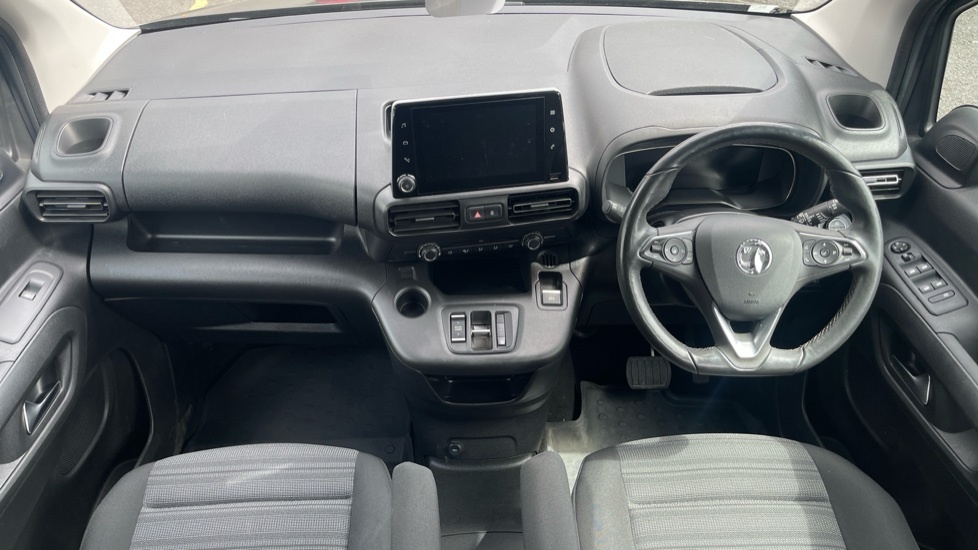 Vauxhall Combo-e Life 50Kwh Se Mpv 7 Seat, 7.4Kw Char #4