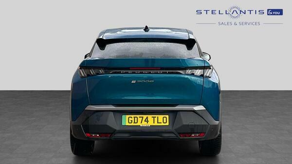 Peugeot 3008 73Kwh Allure Suv 210 Ps GD74TLO  #4