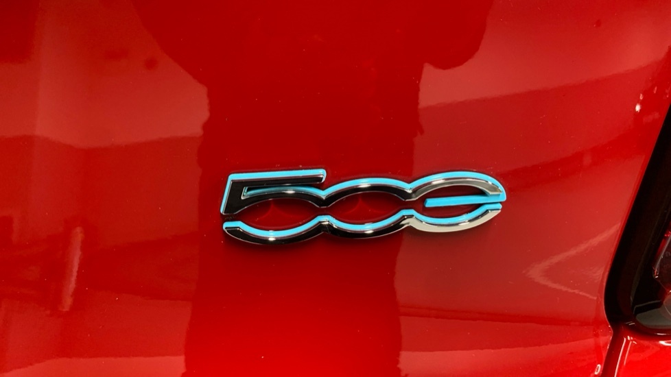 Fiat 500E 42Kwh Giorgio Armani Blue #42