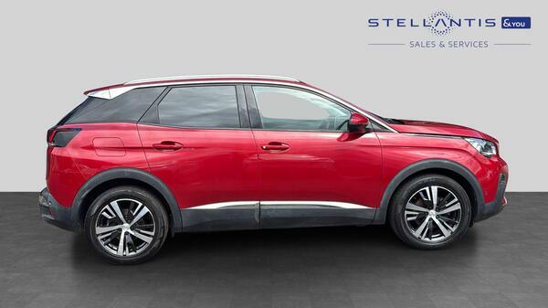 Peugeot 3008 1.5 Bluehdi Allure Suv Eat Euro 6 Ss Red #2