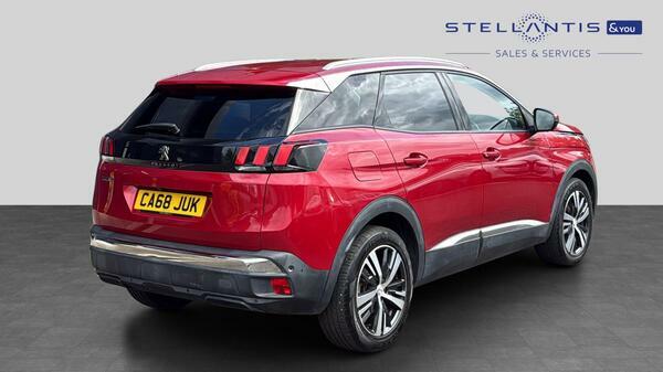 Peugeot 3008 1.5 Bluehdi Allure Suv Eat Euro 6 Ss Red #3