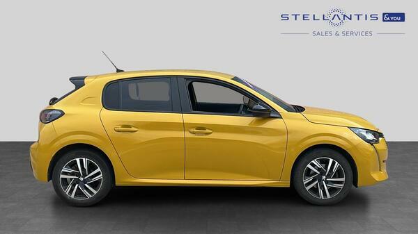 Peugeot 208 1.2 Puretech Active Premium Hatchback MW73WKL  #2