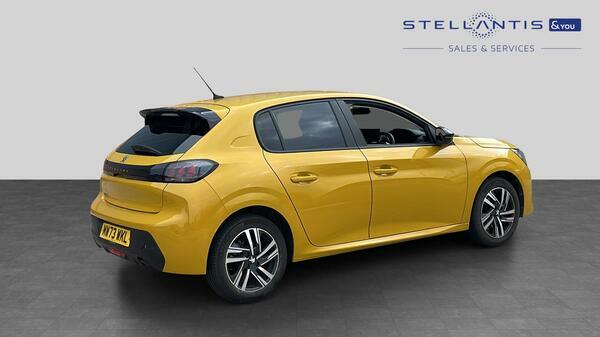 Peugeot 208 1.2 Puretech Active Premium Hatchback MW73WKL  #3