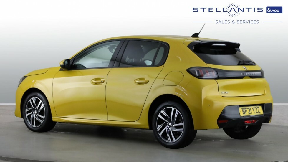 Peugeot 208 1.2 Puretech Allure Hatchback Eu BF21YZZ  #3
