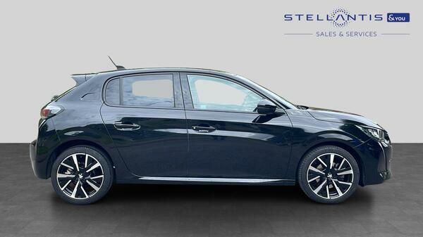 Peugeot 208 1.2 Puretech Allure Hatchback Eat Euro  #2