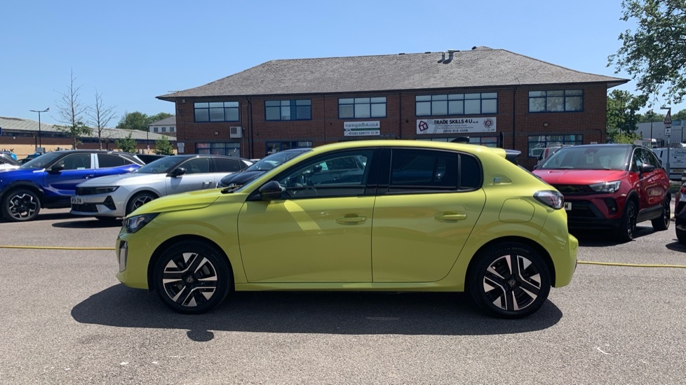 Peugeot e-208 50Kwh Allure Hatchback 7.4Kw Ch WK24ZLY #6