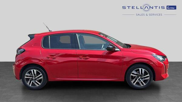 Peugeot 208 1.2 Puretech Allure Premium Hatchback E YM22UWB  #2