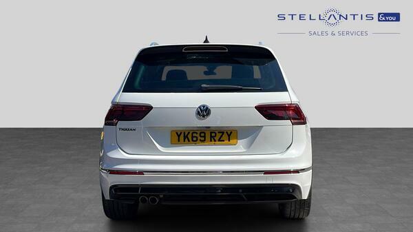 Volkswagen Tiguan 2.0 Tdi R-line Tech Suv Euro 6 YK69RZY White #4