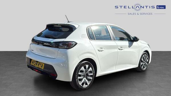 Peugeot 208 1.2 Puretech Active Hatchback Eu HY24RYA  #3
