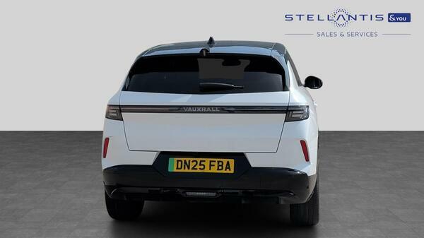 Vauxhall Grandland 73Kwh Ultimate Suv 213 Ps DN25FBA  #4