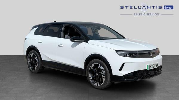Vauxhall Grandland 73Kwh Ultimate Suv 213 Ps 