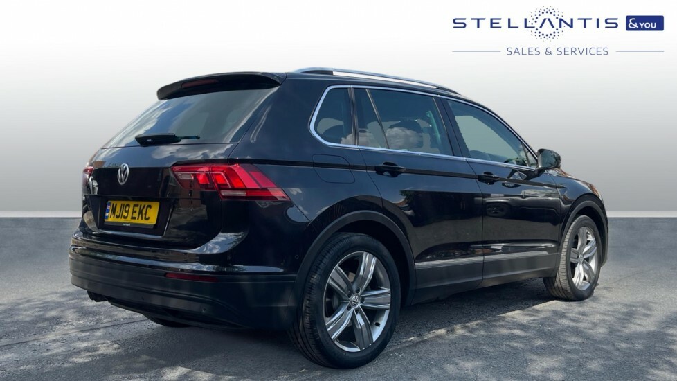 Volkswagen Tiguan 2.0 Tdi Match Suv Euro 6 Ss MJ19EKC Black #3