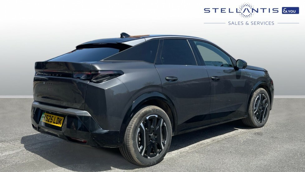 Peugeot 3008 73Kwh Gt Suv 210 Ps KS25LDK  #3