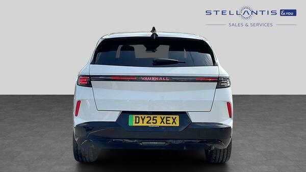 Vauxhall Grandland 73Kwh Ultimate Suv 213 Ps DY25XEX  #4