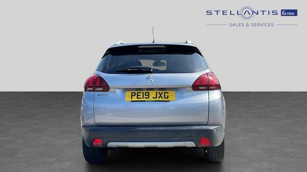 Peugeot 2008 1.2 Puretech Gpf Allure Suv Euro PE19JXG #4