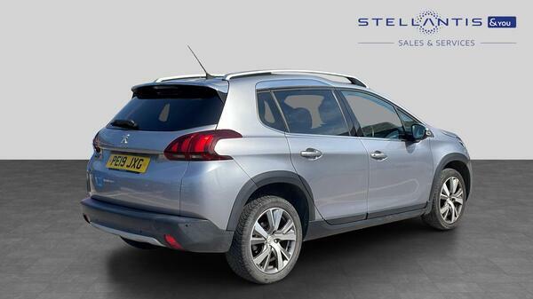 Peugeot 2008 1.2 Puretech Gpf Allure Suv Euro PE19JXG #3
